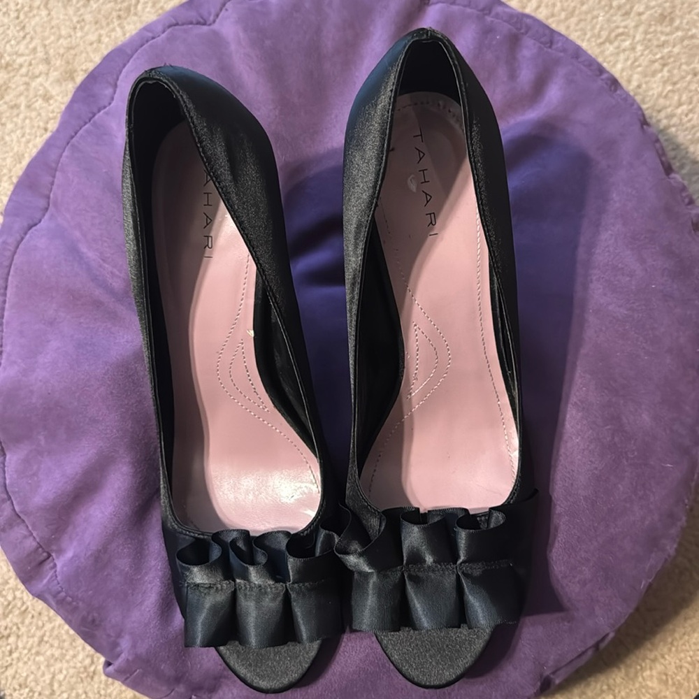 Tahari satin heels